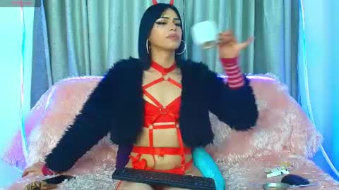 Klhoe Carter 3 online show from June 27, 7:14 am