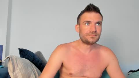 10in_deluxe online show from May 10, 9:26 am