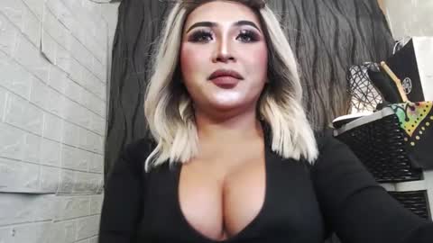 sexy kia online show from October 8, 2:08 am