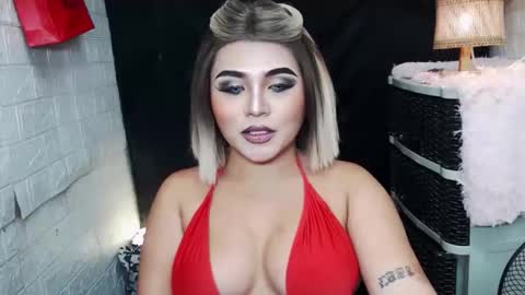 sexy kia online show from April 28, 1:25 am