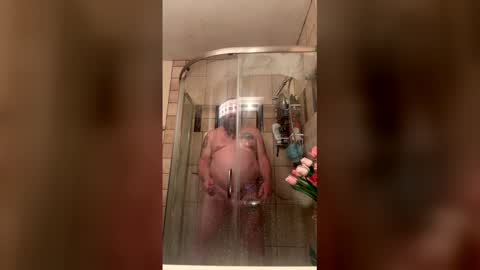 12sil online show from February 10, 1:58 pm