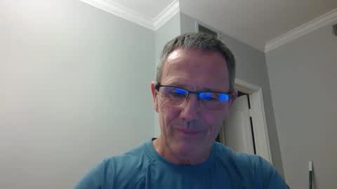 13glanmorfa online show from November 25, 6:01 am