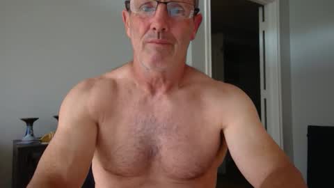 13glanmorfa online show from May 8, 8:03 pm
