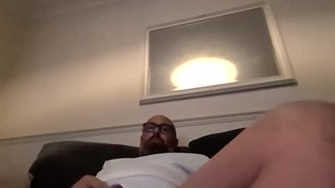 15chells online show from May 9, 2:17 am