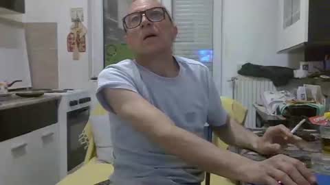 1973man online show from April 13, 11:42 pm