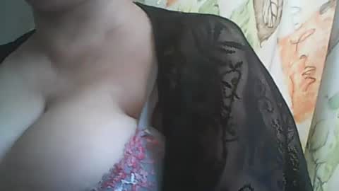 Snapshot of 1deluxepussy chatting on September 28, 7:50 am Deluxepussy online show from September 28, 7:50 am