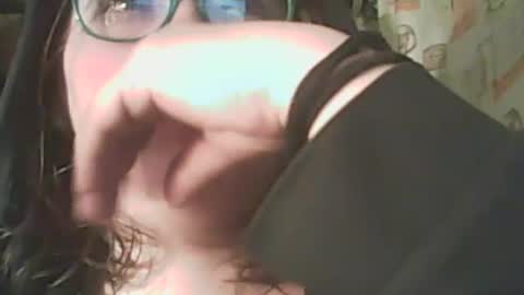 Snapshot of 1deluxepussy chatting on February 24, 12:52 am Deluxepussy online show from February 24, 12:52 am