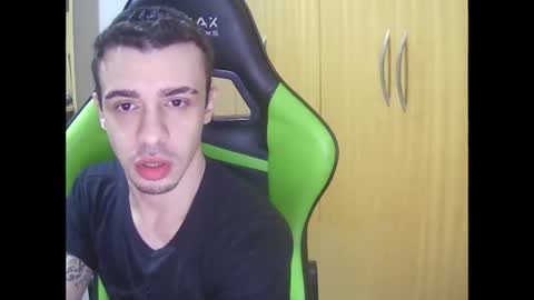 1good_vibes1 online show from June 10, 8:24 am