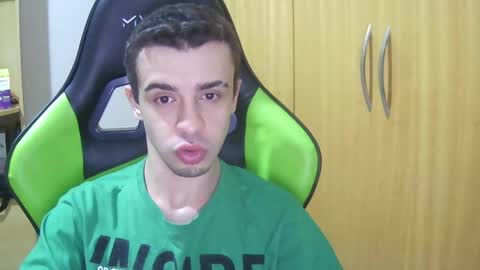 1good_vibes1 online show from June 8, 5:41 am