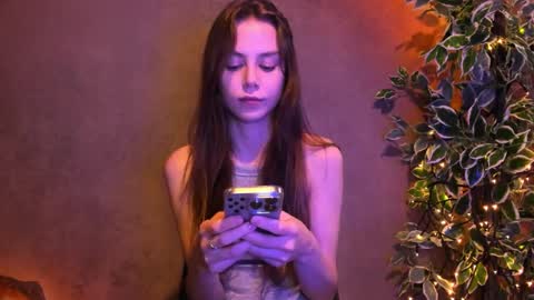 Lily 3 online show from September 19, 3:27 pm