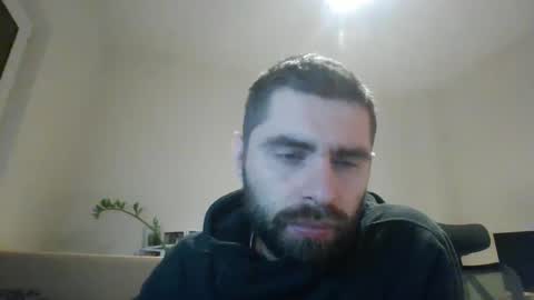 kam online show from December 17, 3:27 pm