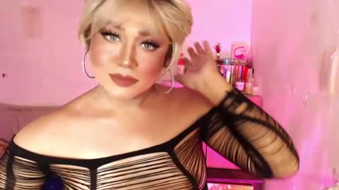 1lovelymess online show from July 19, 4:48 am