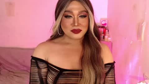 1lovelymess online show from July 12, 4:26 am