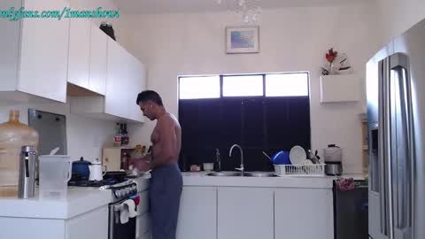 1manshow11 online show from December 14, 4:30 pm