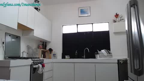 1manshow11 online show from December 10, 6:28 pm