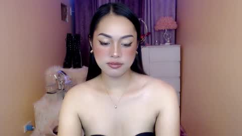 1miracle_tranny online show from January 15, 4:43 am