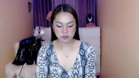 1miracle_tranny online show from June 1, 5:53 am