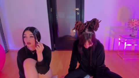 Moona  online show from February 10, 10:51 am