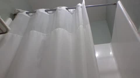 TheShyOne18 online show from June 14, 7:54 am