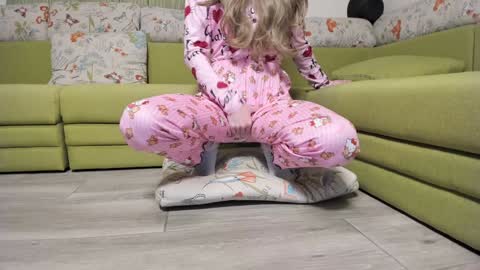 molly online show from December 13, 7:53 pm