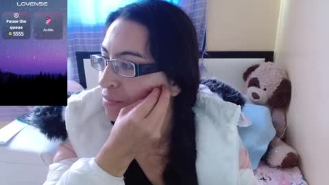 Snapshot of 1sasha_grey__1 chatting on January 22, 10:37 pm paola online show from January 22, 10:37 pm