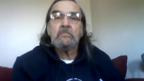 1valentine online show from December 27, 5:05 pm