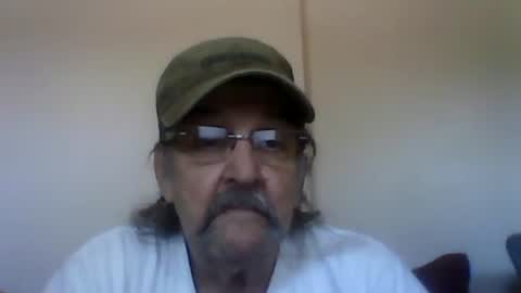 1valentine online show from October 3, 7:00 pm