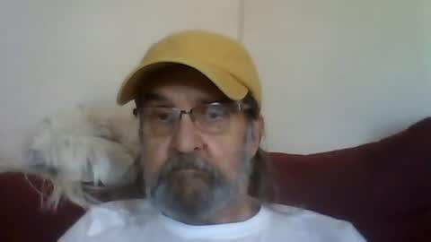 1valentine online show from December 4, 8:08 pm