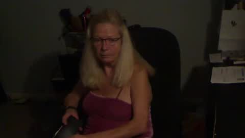 Susan online show from October 16, 2:55 am