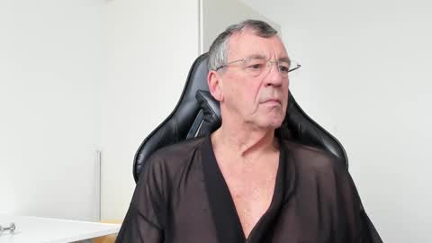 Henk online show from February 22, 12:40 pm