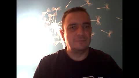 2025eyesforyou online show from January 25, 11:32 pm