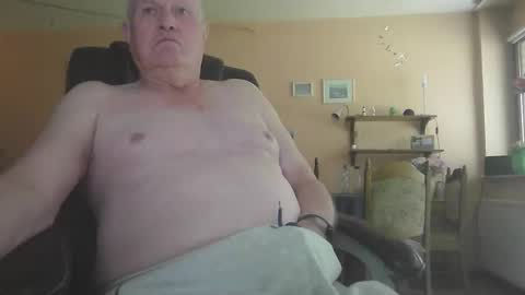 29famila online show from October 12, 11:36 am