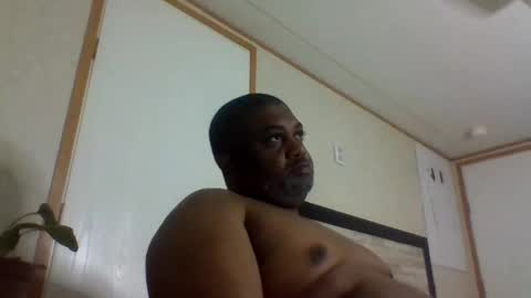 Snapshot of 2ccjbstar chatting on March 4, 3:33 am BlacJewels online show from March 4, 3:33 am