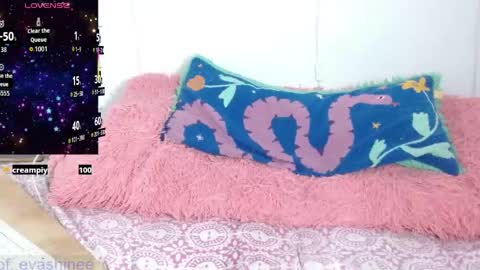 Eva online show from April 18, 7:07 pm