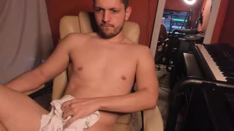 Alex THE BIG SNAKE DUDE online show from November 7, 9:39 pm