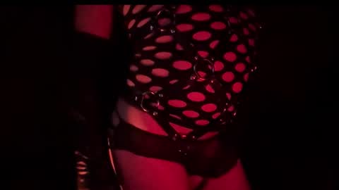 1 online show from September 16, 2:35 am