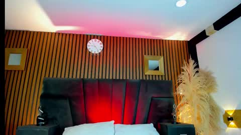 3X NAXAA online show from January 15, 1:20 pm