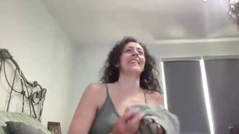 KC420Couple online show from June 4, 5:08 pm