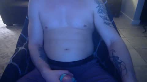 Snapshot of 42o_blah chatting on January 11, 5:10 am 42o_blah online show from January 11, 5:10 am