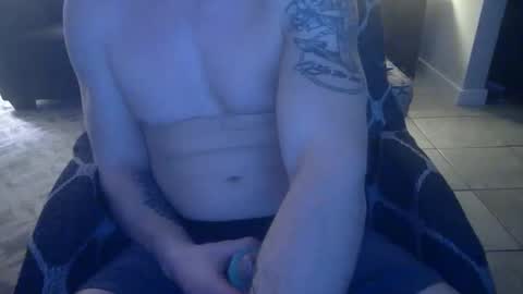 Snapshot of 42o_blah chatting on December 30, 2:53 am 42o_blah online show from December 30, 2:53 am