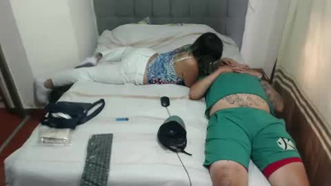 AG STUDIOS online show from September 12, 7:05 pm