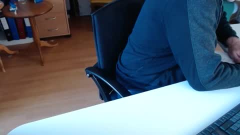 69pifpaf online show from November 11, 9:22 am