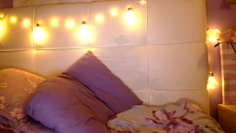 lil J online show from April 8, 1:25 pm