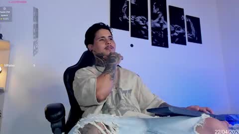 Stefan online show from April 22, 9:44 pm