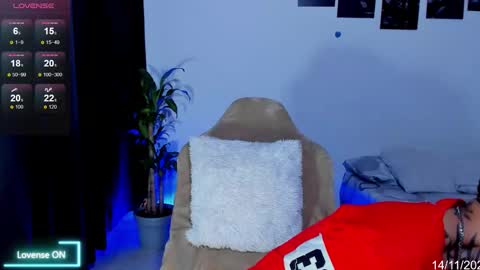 Stefan online show from November 14, 11:39 pm