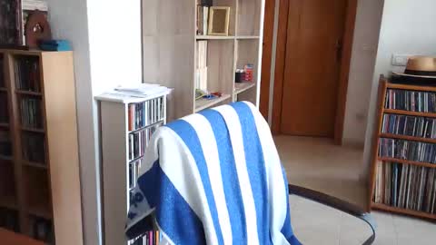  Papi  online show from March 12, 10:52 am