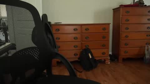 8inch_blessed online show from May 8, 4:56 pm