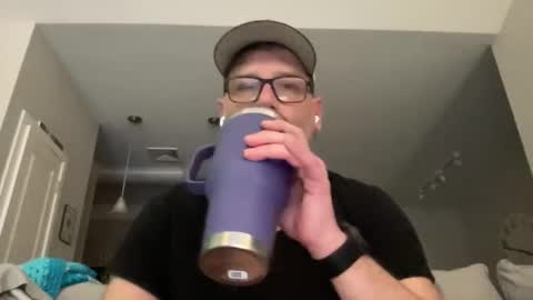 Matty online show from December 14, 8:48 pm