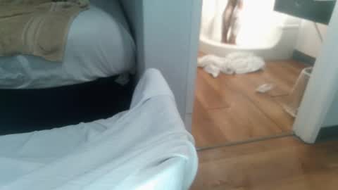 Selfsuckboi online show from April 10, 7:07 pm