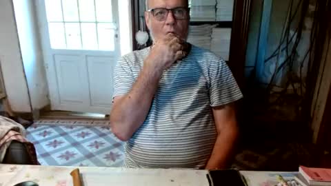 _123_voyeur_ online show from August 9, 11:48 am